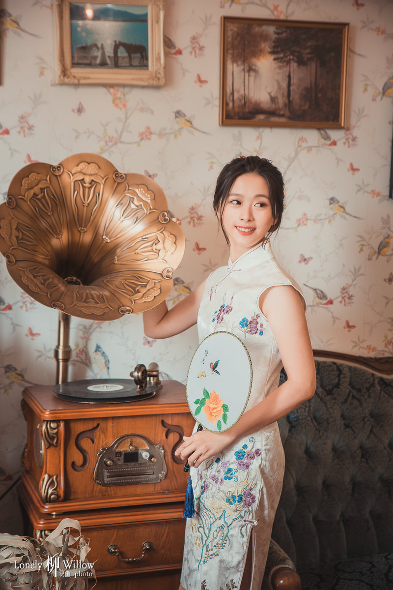 20200302portrait-emma0055f