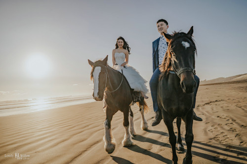 20250504liyiran-horsesands0664